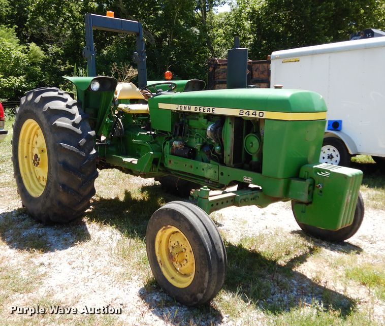 image for item DJ4288 John Deere 2440B  tractor