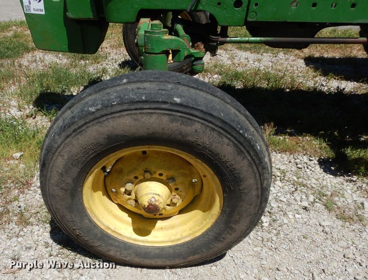 image for item DJ4288 John Deere 2440B  tractor