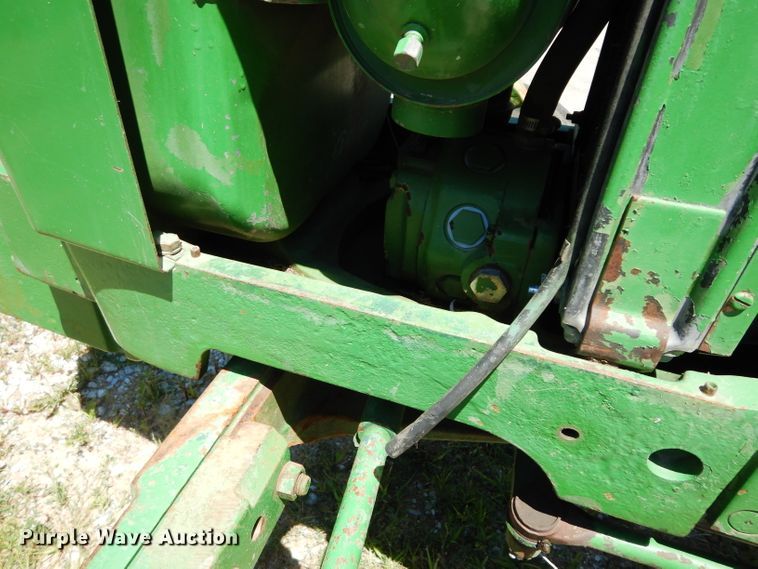 image for item DJ4288 John Deere 2440B  tractor