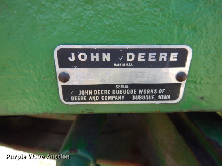 image for item DJ4288 John Deere 2440B  tractor