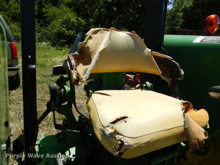 image for item DJ4288 John Deere 2440B  tractor