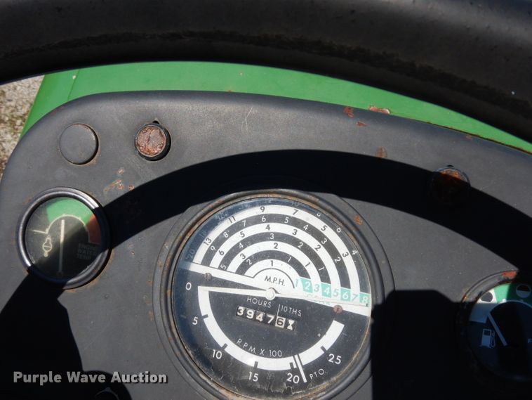 image for item DJ4288 John Deere 2440B  tractor