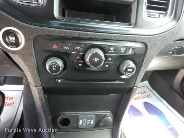 image for item DJ4304 2013 Dodge Charger Police