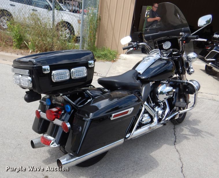 image for item EK9242 2014 Harley Davidson Road King Police motorcycle
