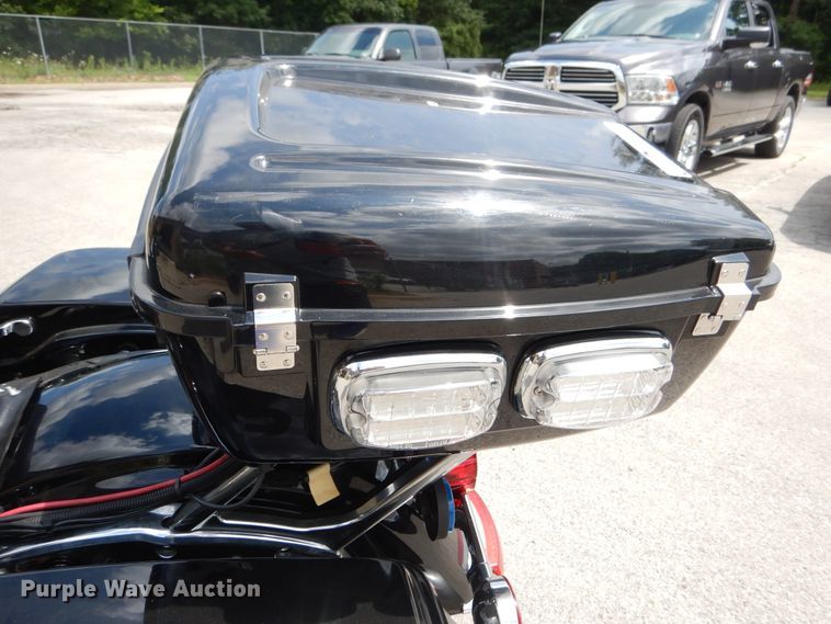 image for item EK9242 2014 Harley Davidson Road King Police motorcycle