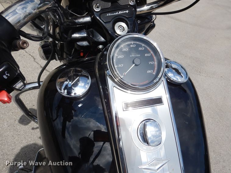 image for item EK9242 2014 Harley Davidson Road King Police motorcycle