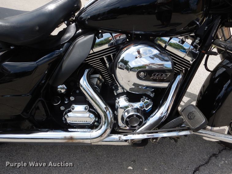 image for item EK9242 2014 Harley Davidson Road King Police motorcycle