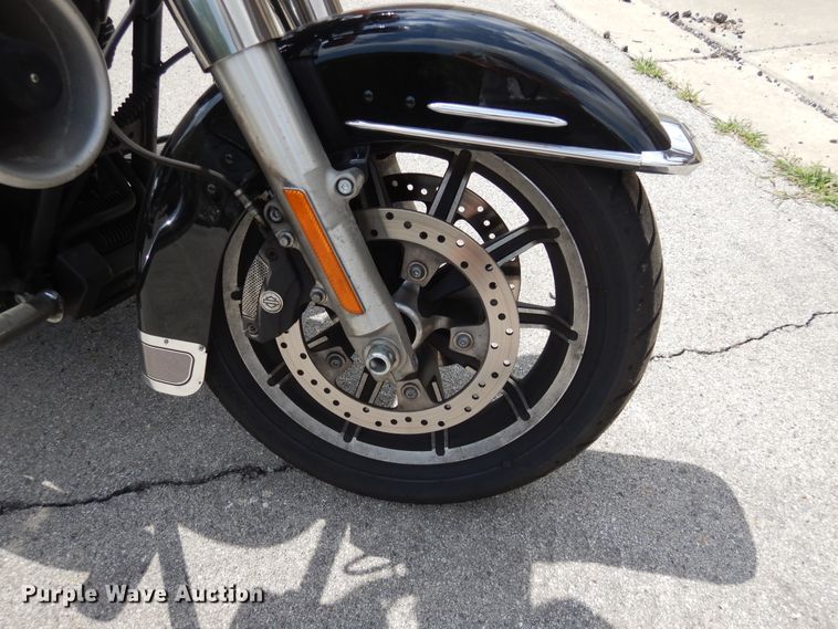 image for item EK9242 2014 Harley Davidson Road King Police motorcycle