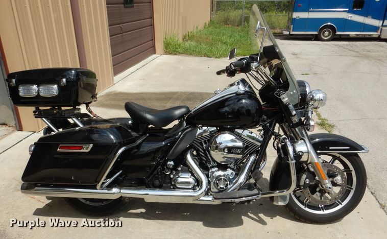 image for item EK9243 2014 Harley Davidson Road King Police motorcycle