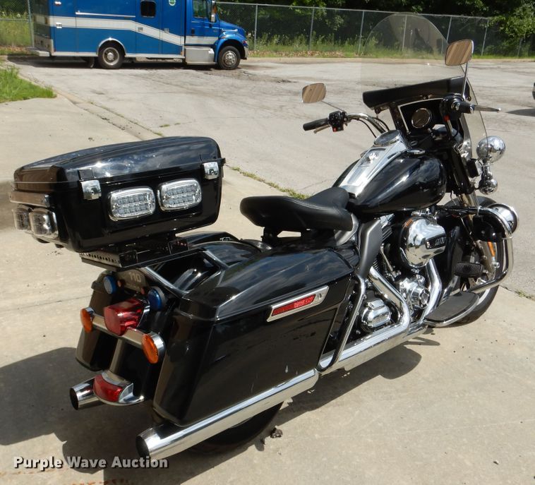 image for item EK9243 2014 Harley Davidson Road King Police motorcycle