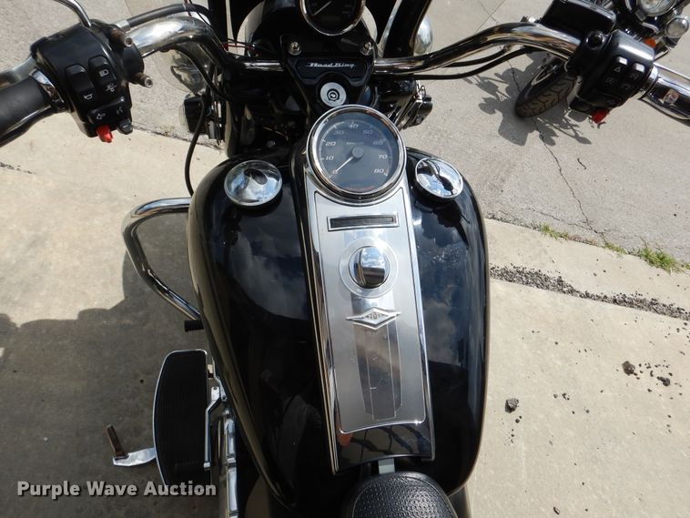 image for item EK9243 2014 Harley Davidson Road King Police motorcycle