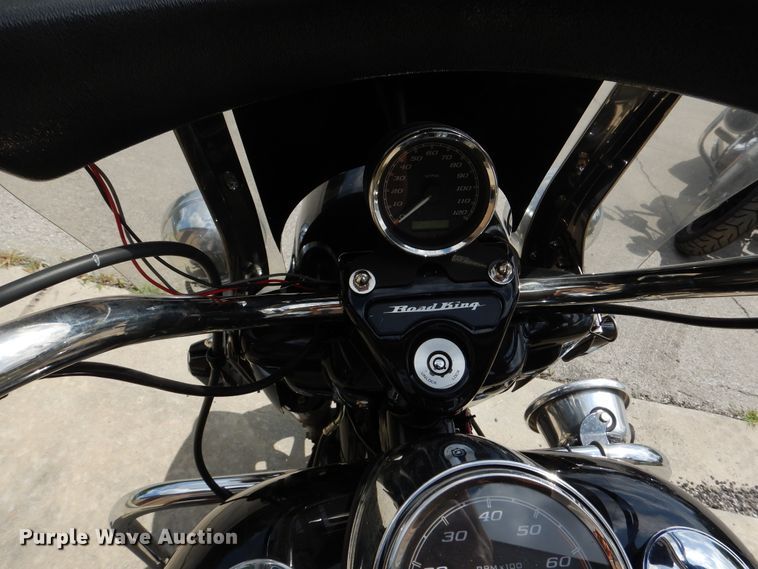 image for item EK9243 2014 Harley Davidson Road King Police motorcycle