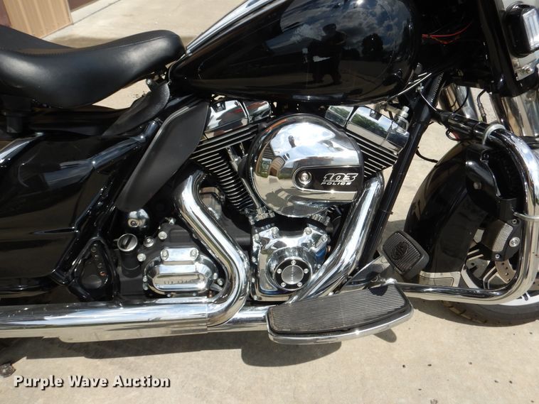 image for item EK9243 2014 Harley Davidson Road King Police motorcycle