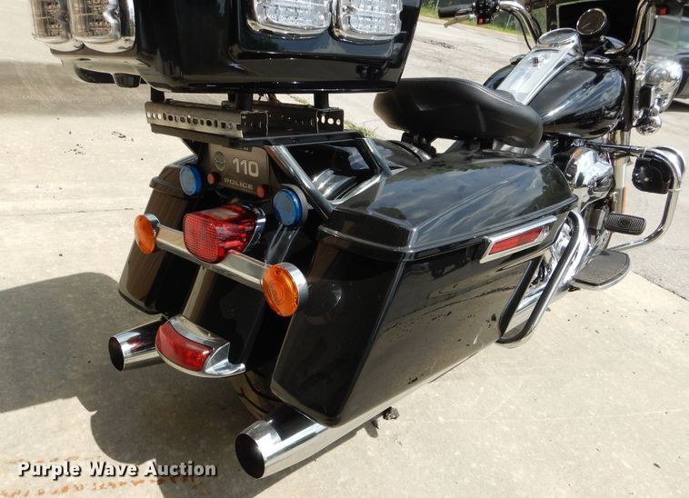 image for item EK9243 2014 Harley Davidson Road King Police motorcycle