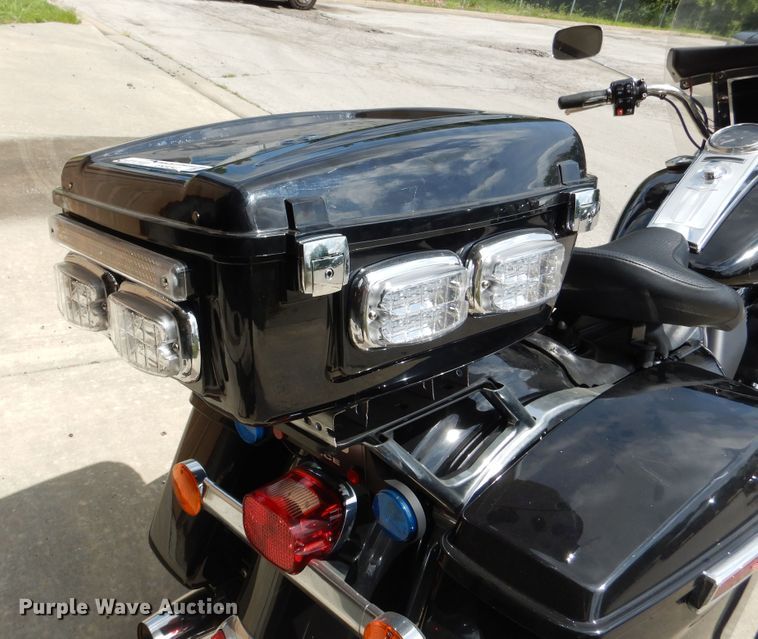 image for item EK9243 2014 Harley Davidson Road King Police motorcycle