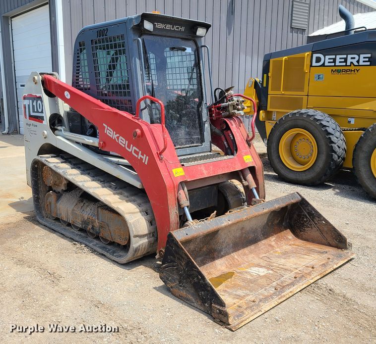 image for item EL9902 Takeuchi TL10  tracked skid steer loader