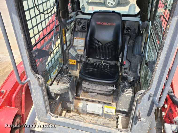 image for item EL9902 Takeuchi TL10  tracked skid steer loader