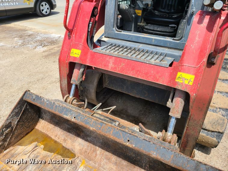 image for item EL9902 Takeuchi TL10  tracked skid steer loader