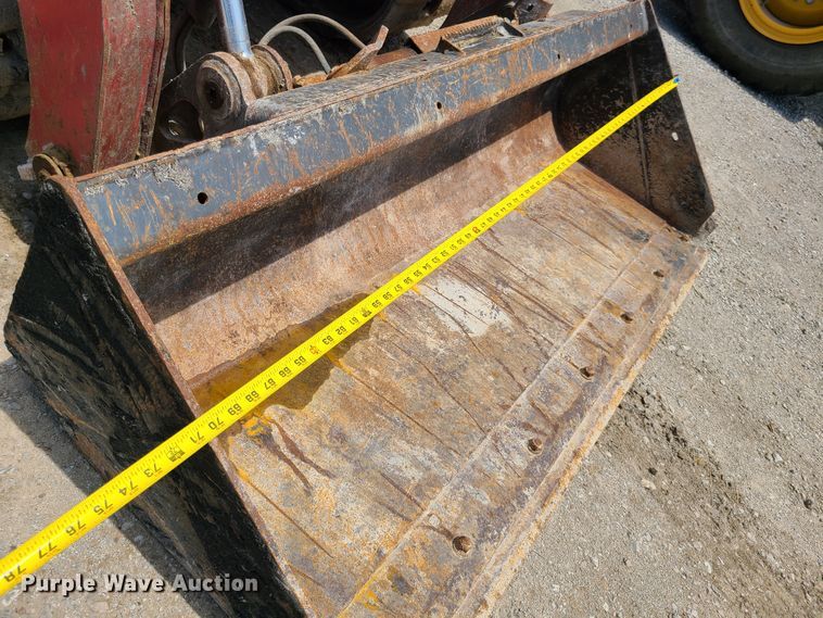 image for item EL9902 Takeuchi TL10  tracked skid steer loader