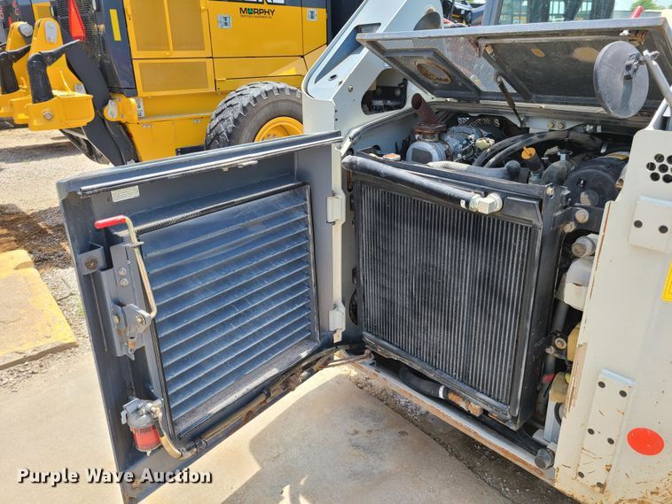 image for item EL9902 Takeuchi TL10  tracked skid steer loader