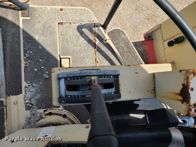 image for item EL9903 2002 Ingersoll Rand DD-90  vibratory double drum roller compactor