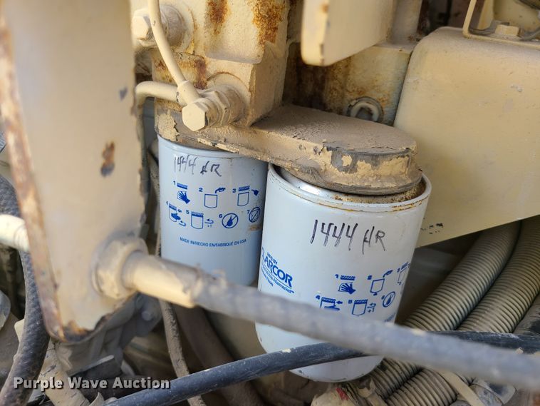 image for item EL9903 2002 Ingersoll Rand DD-90  vibratory double drum roller compactor