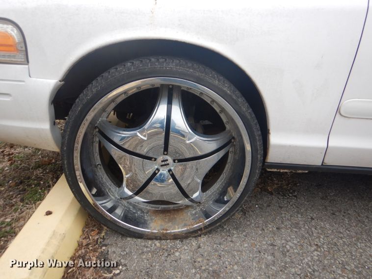 image for item GD9054 2004 Ford Crown Victoria Police Interceptor