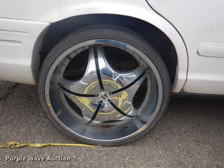 image for item GD9054 2004 Ford Crown Victoria Police Interceptor