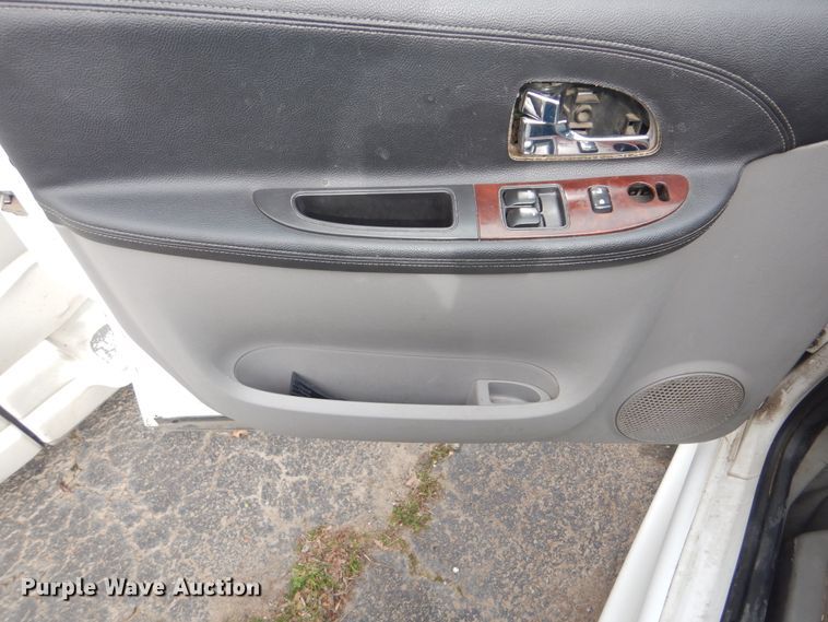 image for item GD9176 2007 Chevrolet Uplander handicap accessible van