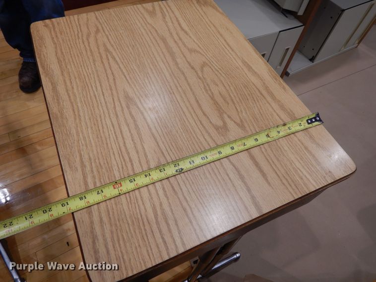 image for item GQ9719 Approximately 22 desks