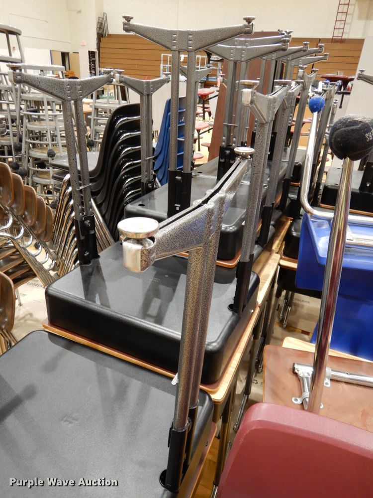 image for item GQ9719 Approximately 22 desks