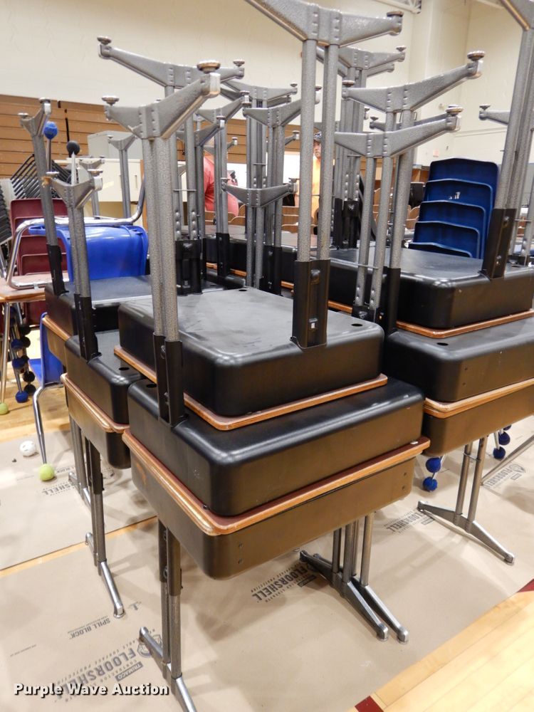 image for item GQ9719 Approximately 22 desks