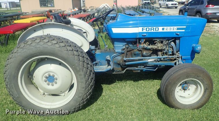 image for item GS9218 Ford 2600  tractor