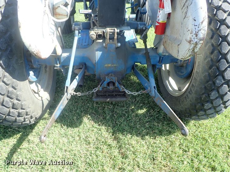 image for item GS9218 Ford 2600  tractor