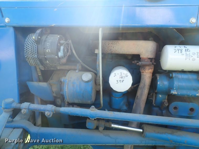 image for item GS9218 Ford 2600  tractor