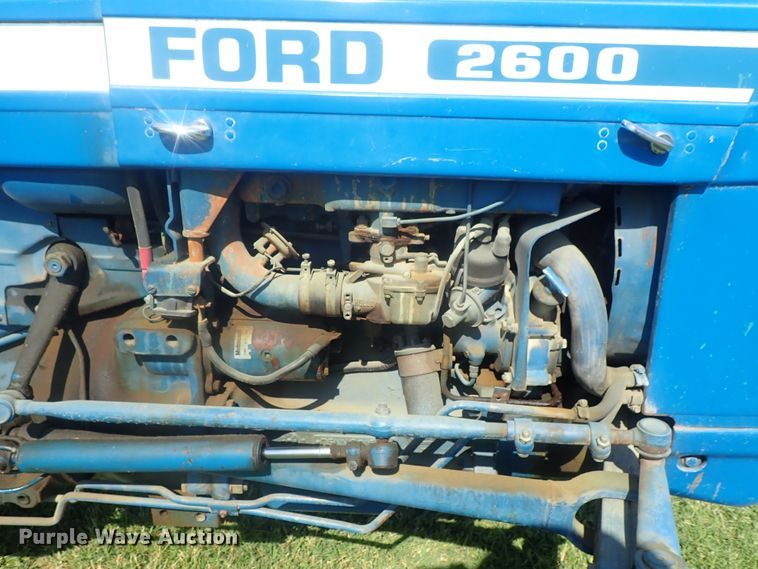 image for item GS9218 Ford 2600  tractor