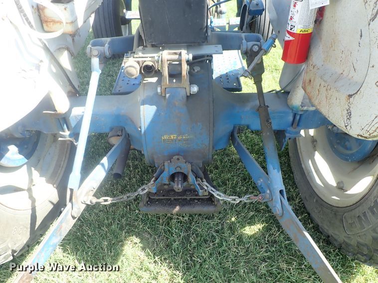 image for item GS9218 Ford 2600  tractor