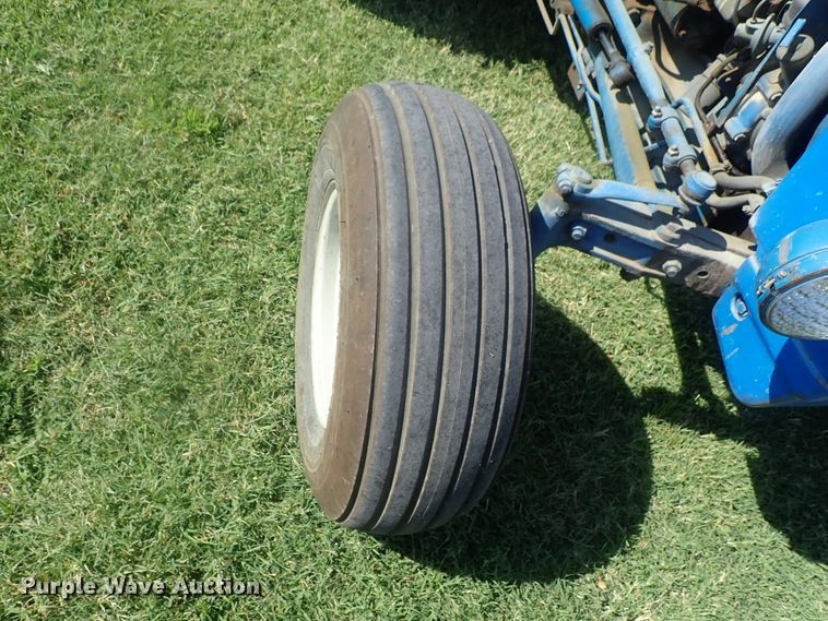 image for item GS9218 Ford 2600  tractor