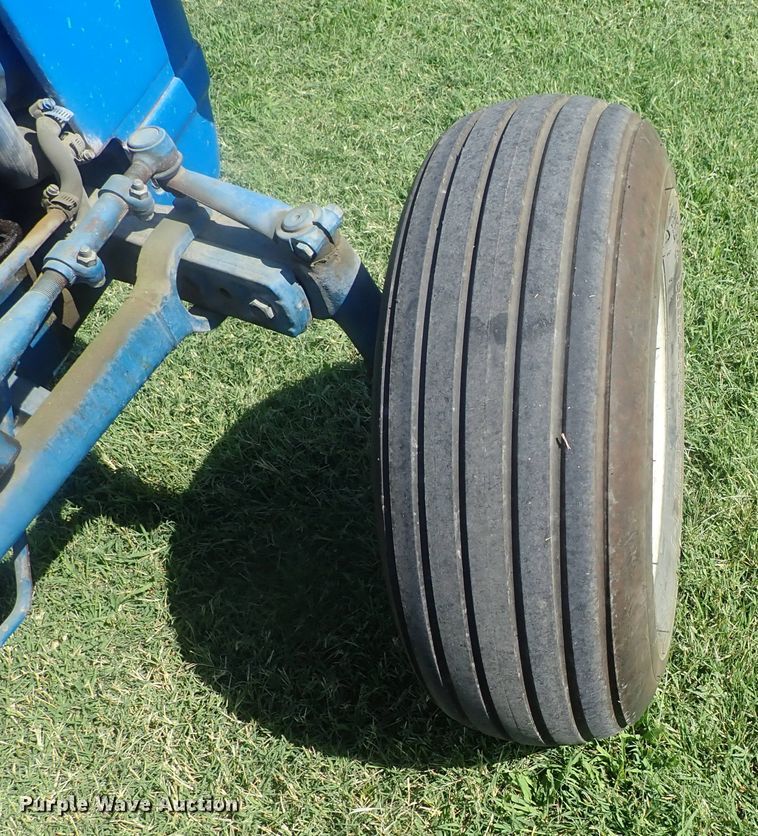 image for item GS9218 Ford 2600  tractor