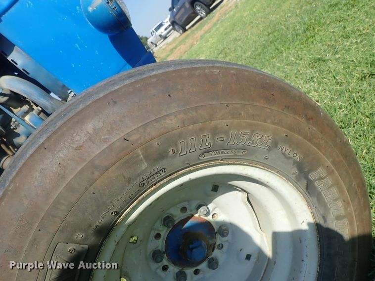image for item GS9218 Ford 2600  tractor