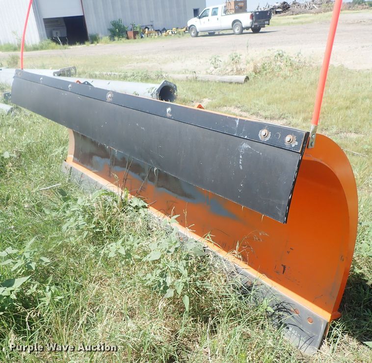 Henderson 10X42 snow plow in Mcpherson, KS Item GS9228 sold Purple Wave