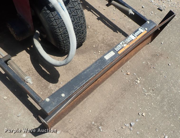 image for item GS9248 Toro Sand Pro 3000 bunker rake