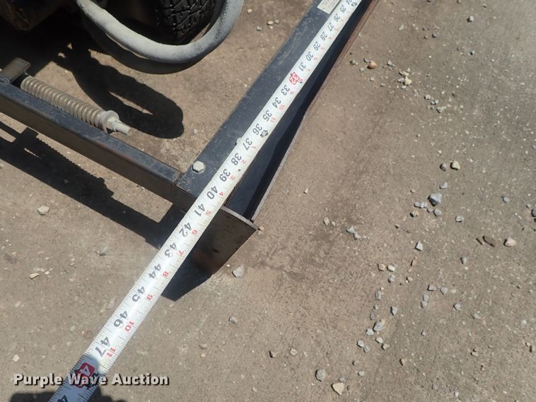 image for item GS9248 Toro Sand Pro 3000 bunker rake