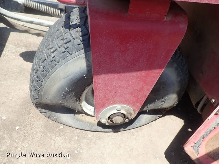 image for item GS9248 Toro Sand Pro 3000 bunker rake