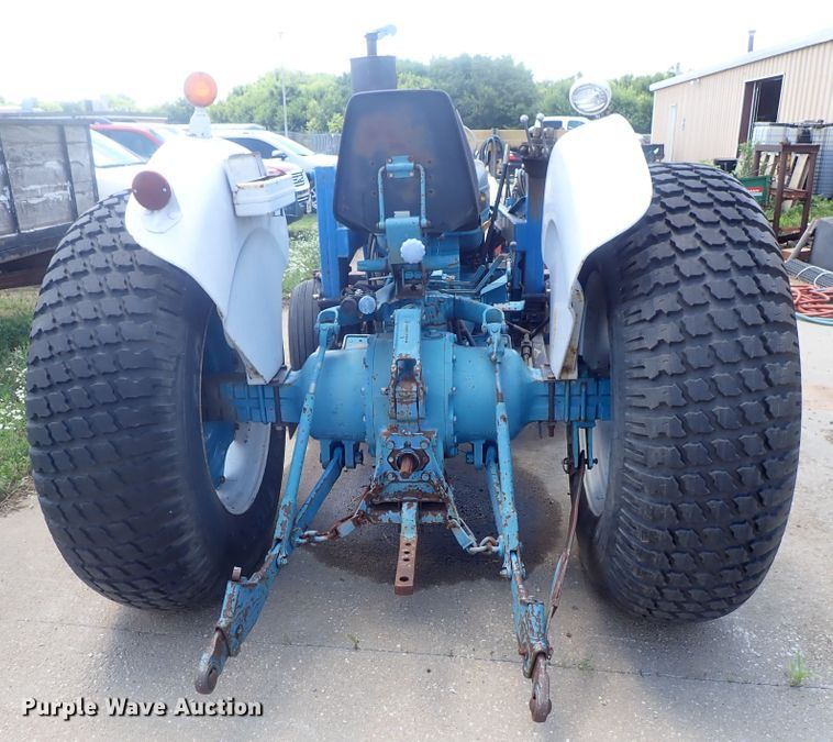 image for item GS9261 Ford 4000  tractor