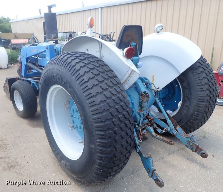 image for item GS9261 Ford 4000  tractor