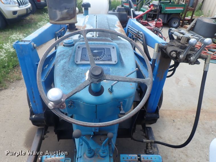 image for item GS9261 Ford 4000  tractor