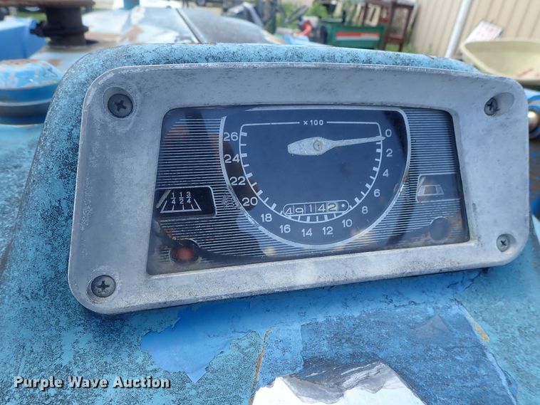 image for item GS9261 Ford 4000  tractor