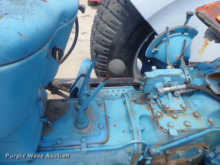 image for item GS9261 Ford 4000  tractor