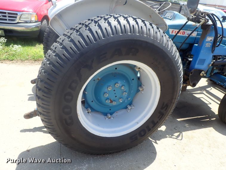 image for item GS9261 Ford 4000  tractor